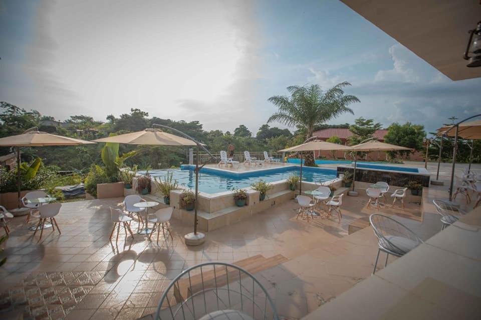 Mont Bleu Hotel Libreville Eksteriør billede